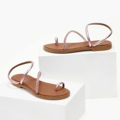 Σανδάλια δερμάτινα TFP με περαστό λουράκι - Ροζ 11 Σανδάλια δερμάτινα TFP με περαστό λουράκι - Ροζ -Σανδάλια κατάστημα sandalia dermatina tfp me perasto louraki 105321 k4ea