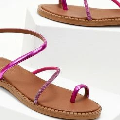 Σανδάλια δερμάτινα TFP με περαστό λουράκι - Φούξια 9 Σανδάλια δερμάτινα TFP με περαστό λουράκι - Φούξια -Σανδάλια κατάστημα sandalia dermatina tfp me perasto louraki 105332 dywk