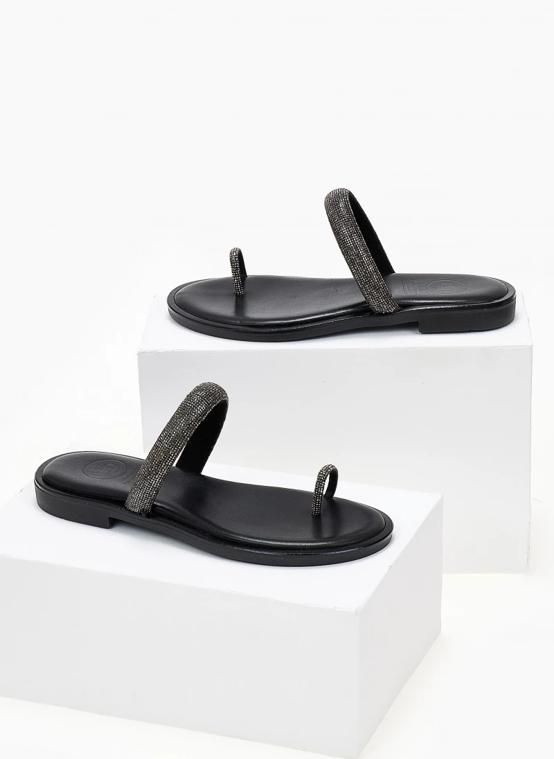 Σανδάλια δερμάτινα TFP με Strass λουράκι - Μαύρο 5 Σανδάλια δερμάτινα TFP με Strass λουράκι - Μαύρο - Image 3