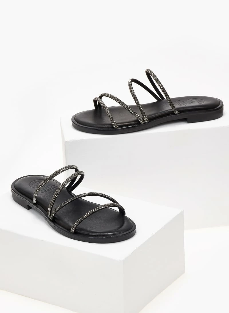 Σανδάλια δερμάτινα TFP με Strass λουράκια - Μαύρο 5 Σανδάλια δερμάτινα TFP με Strass λουράκια - Μαύρο - Image 3
