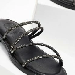 Σανδάλια δερμάτινα TFP με Strass λουράκια - Μαύρο 12 Σανδάλια δερμάτινα TFP με Strass λουράκια - Μαύρο -Σανδάλια κατάστημα sandalia dermatina tfp me strass lourakia 101687 cayv