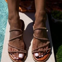 Σανδάλια δερμάτινα TFP με Strass λουράκια - Χαλκός 12 Σανδάλια δερμάτινα TFP με Strass λουράκια - Χαλκός -Σανδάλια κατάστημα sandalia dermatina tfp me strass lourakia 101688 v0ue