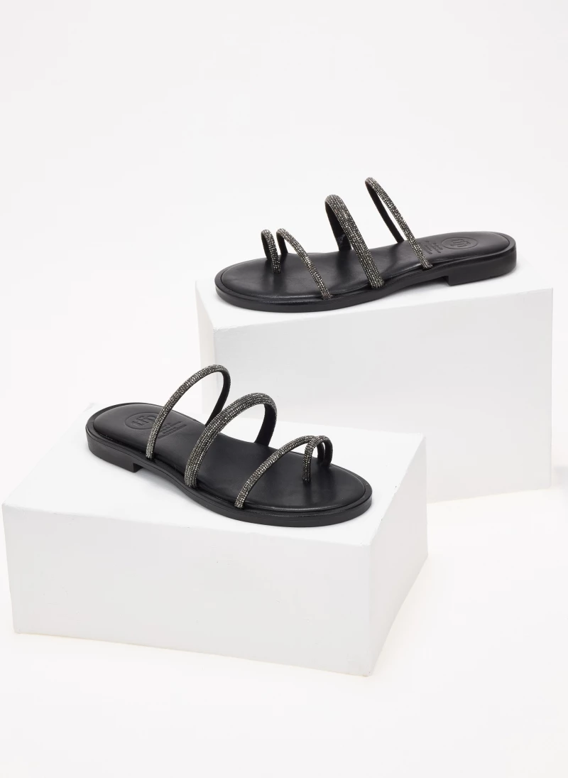 Σανδάλια δερμάτινα TFP με Strass λουράκια - Μαύρο 5 Σανδάλια δερμάτινα TFP με Strass λουράκια - Μαύρο - Image 3