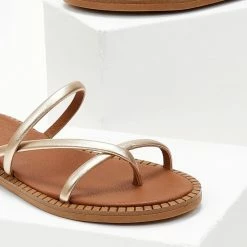 Σανδάλια δερμάτινα TFP με στρογγυλά λουράκια - Χρυσό 9 Σανδάλια δερμάτινα TFP με στρογγυλά λουράκια - Χρυσό -Σανδάλια κατάστημα sandalia dermatina tfp me stroggula lourakia 105427 mxwe