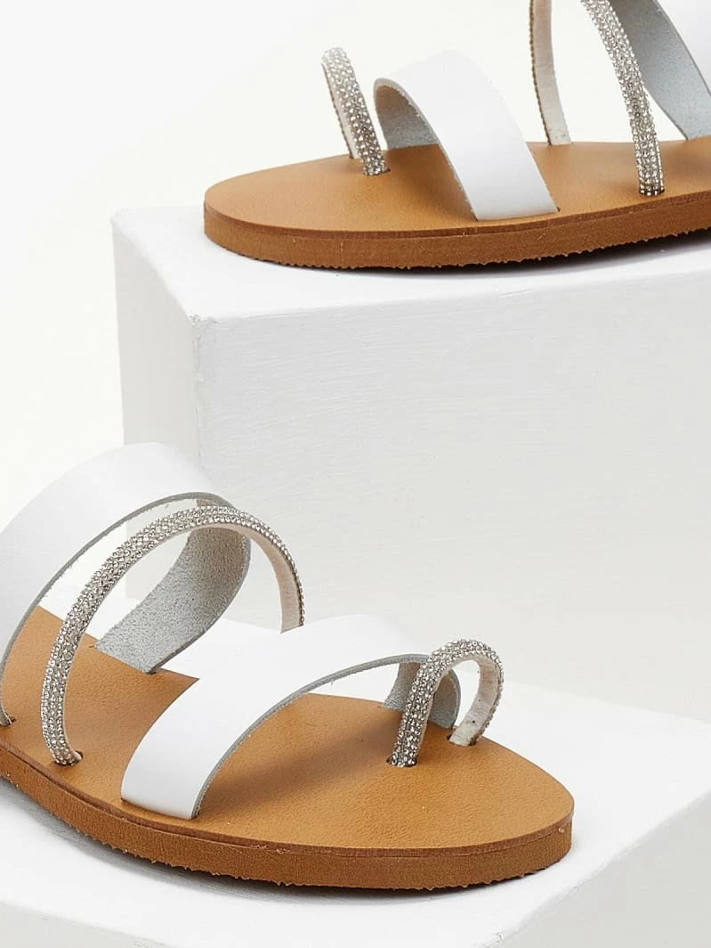 The Fashion Project Σανδάλια ESTIL δερμάτινα με λεπτές φάσες και Strass - Λευκό 6 The Fashion Project Σανδάλια ESTIL δερμάτινα με λεπτές φάσες και Strass - Λευκό - Image 4