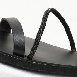 Σανδάλια ESTIL δερμάτινα με λοξό Strass λουράκι - Μαύρο 8 Σανδάλια ESTIL δερμάτινα με λοξό Strass λουράκι - Μαύρο -Σανδάλια κατάστημα sandalia estil dermatina me lokso strass louraki 105943 5244