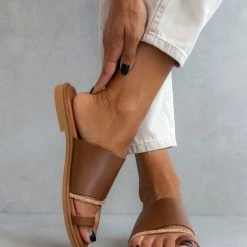 Σανδάλια ESTIL δερμάτινα με σειρά Strass - Ταμπά 15 Σανδάλια ESTIL δερμάτινα με σειρά Strass - Ταμπά -Σανδάλια κατάστημα sandalia estil dermatina me seira strass 104531 lfjd