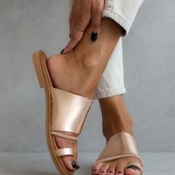 Σανδάλια ESTIL δερμάτινα με σειρά Strass - Χαλκός 15 Σανδάλια ESTIL δερμάτινα με σειρά Strass - Χαλκός -Σανδάλια κατάστημα sandalia estil dermatina me seira strass 104532 wlnm