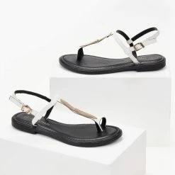 The Fashion Project Σανδάλια με κάθετο λουράκι και διακοσμητικό - Λευκό 10 The Fashion Project Σανδάλια με κάθετο λουράκι και διακοσμητικό - Λευκό -Σανδάλια κατάστημα sandalia me katheto louraki kai diakosmitiko 102788 tp80