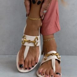 The Fashion Project Σανδάλια με μεταλλικό στοιχείο στη φάσα - Μπεζ