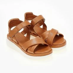 Σανδάλια με Sporty σόλα CARMELA 68596 - Κάμελ -Σανδάλια κατάστημα sandalia me sporty sola carmela 68596 104280 lv6y