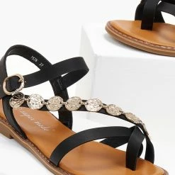 The Fashion Project Σανδάλια με στρογγυλά μεταλλικά στοιχεία - Μαύρο 7 The Fashion Project Σανδάλια με στρογγυλά μεταλλικά στοιχεία - Μαύρο -Σανδάλια κατάστημα sandalia me stroggula metallika stoixeia 104885 1slp