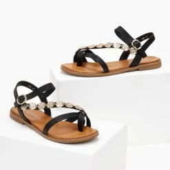 The Fashion Project Σανδάλια με στρογγυλά μεταλλικά στοιχεία - Μαύρο 8 The Fashion Project Σανδάλια με στρογγυλά μεταλλικά στοιχεία - Μαύρο -Σανδάλια κατάστημα sandalia me stroggula metallika stoixeia 104885 uwvh